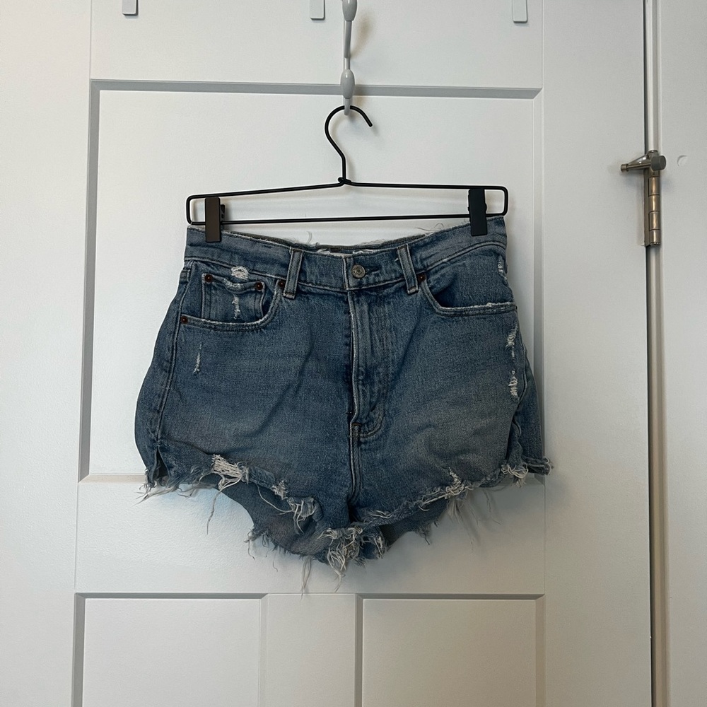 Abercrombie High Rise Mom Short
